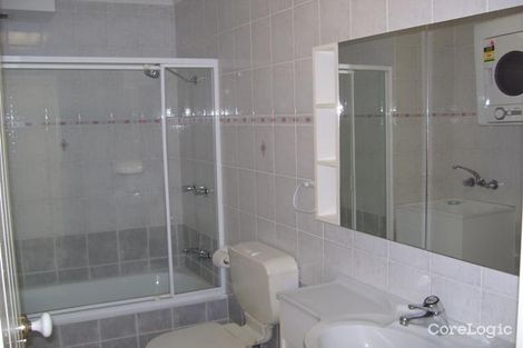 Property photo of 21/234 Shafston Avenue Kangaroo Point QLD 4169