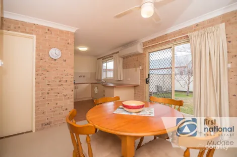 Property photo of 2/9 Thomas Clarke Place Mudgee NSW 2850