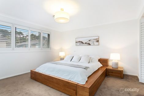 Property photo of 33 Shearwater Drive Warriewood NSW 2102