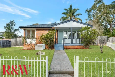 38 Docharty St, Bradbury, NSW 2560