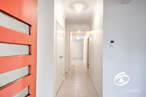 Property photo of 8 Murchison Link Pakenham VIC 3810