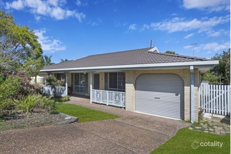 17 Nambucca Cres, Blue Haven, NSW 2262