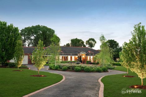 8 Golf Links Dr, Yarrambat, VIC 3091