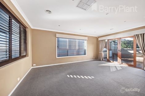 Property photo of 11 Feather Place Point Cook VIC 3030