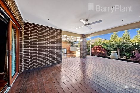 Property photo of 11 Feather Place Point Cook VIC 3030