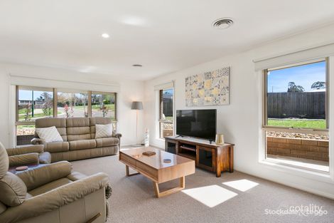 Property photo of 11 Willow Grove Leongatha VIC 3953