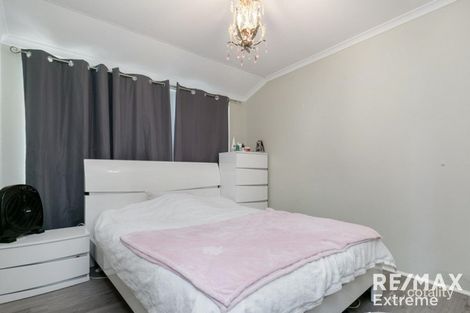 Property photo of 2 St Quentin Parkway Alexander Heights WA 6064