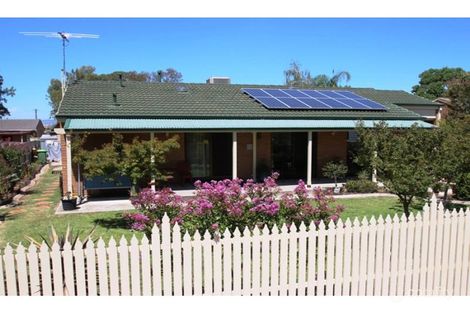 Property photo of 26 Goolagar Crescent Springdale Heights NSW 2641