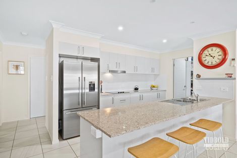 Property photo of 2/18 Moore Street Victoria Point QLD 4165
