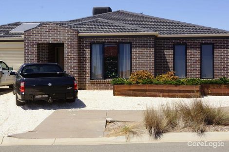 Property photo of 12 Mooredge Place Mooroopna VIC 3629