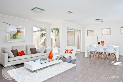 Property photo of 2/3 Edgecumbe Street Como WA 6152