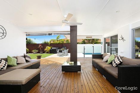 Property photo of 1 Whitsunday Street Parrearra QLD 4575