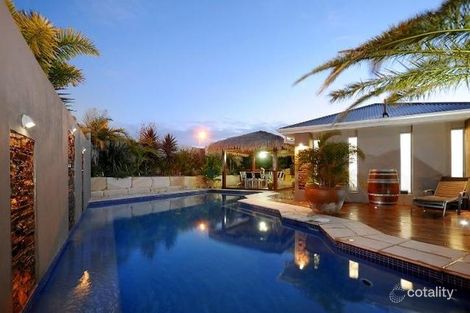 Property photo of 13 Finch Way Highfields QLD 4352