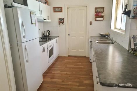 Property photo of 2 Bellbird Way Dubbo NSW 2830