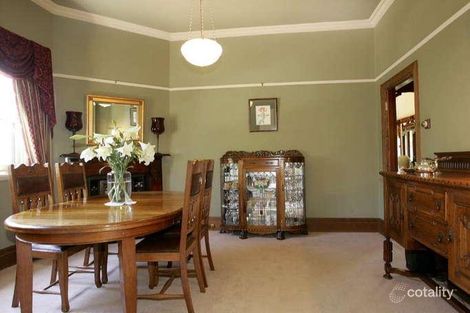 Property photo of 33 Barkly Street Box Hill VIC 3128