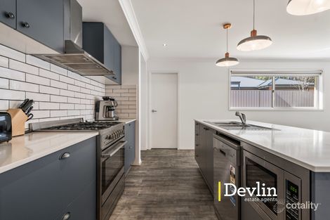 Property photo of 14 Mossgrove Way Beechworth VIC 3747