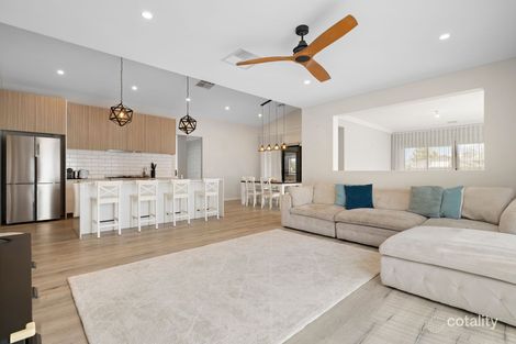 Property photo of 17 Summerhill Drive Pakenham VIC 3810