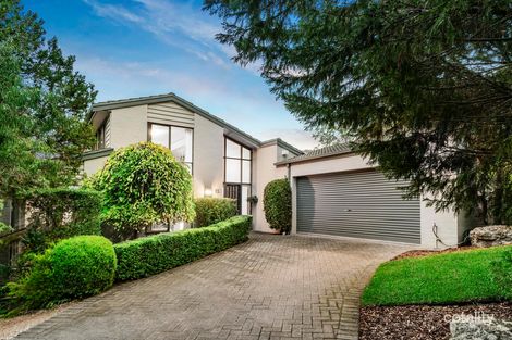 Property photo of 10 Ambassador Rise Research VIC 3095