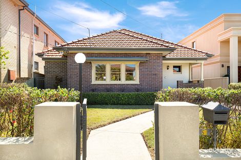57 Gueudecourt Ave, Earlwood, NSW 2206