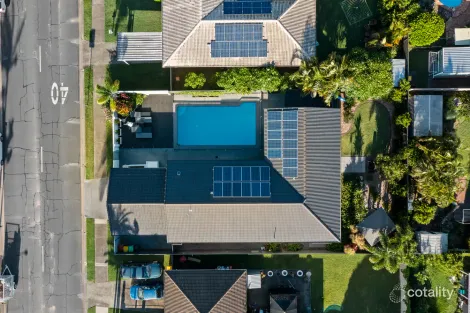 Property photo of 87 Oceanic Drive Mermaid Waters QLD 4218