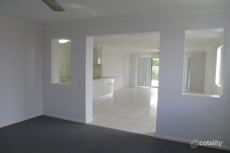 Property photo of 26 Warilla View Blacks Beach QLD 4740