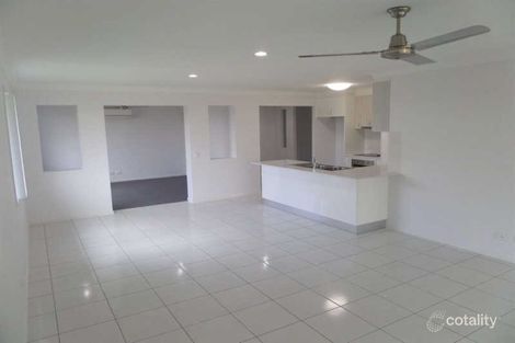 Property photo of 26 Warilla View Blacks Beach QLD 4740