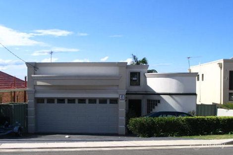 8 Belgrave Esp, Sylvania, NSW 2224