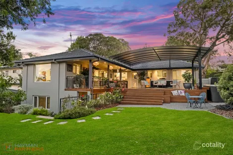 Property photo of 4 Denham Place Curtin ACT 2605