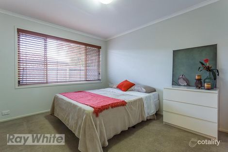 Property photo of 16 Kimbolton Drive Redland Bay QLD 4165