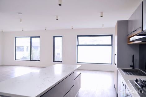 Property photo of 6 Archer Grove Doncaster VIC 3108