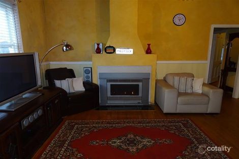 5 Dundas Rd, Maryborough, VIC 3465