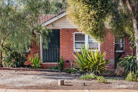 Property photo of 16 Kenner Street Elizabeth Downs SA 5113