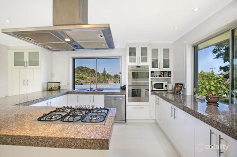 Property photo of 81 Regent Street Wynnum West QLD 4178