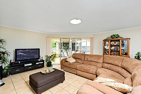 Property photo of 52 Lema Circuit Kuraby QLD 4112