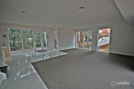 Property photo of 19 River Gum Close Diamond Creek VIC 3089