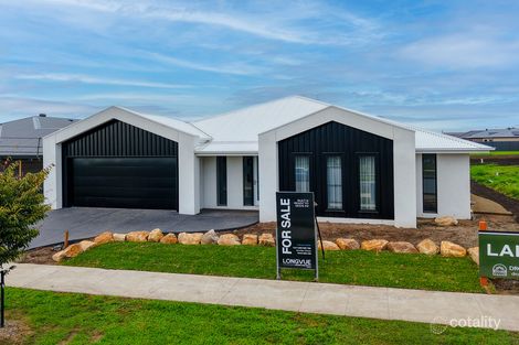 Property photo of 27 Corsair Boulevard Drouin VIC 3818