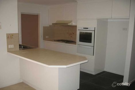 303 Heaths Rd, Werribee, VIC 3030