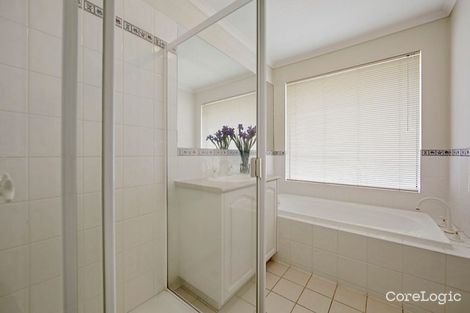 Property photo of 2 Solstice Walk Glen Waverley VIC 3150