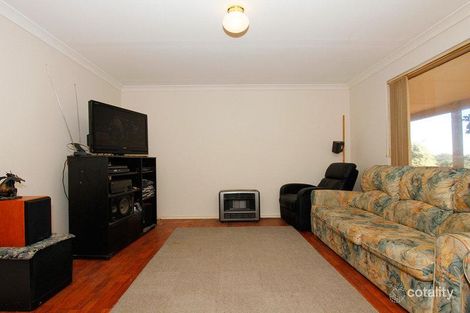Property photo of 14 Somersby Gardens Currambine WA 6028