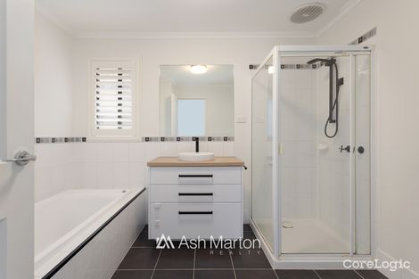 Property photo of 11 Sherbourne Drive Carrum Downs VIC 3201