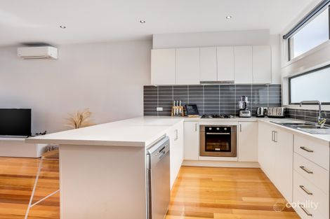 Property photo of 3/5 Bellevue Terrace Pascoe Vale VIC 3044