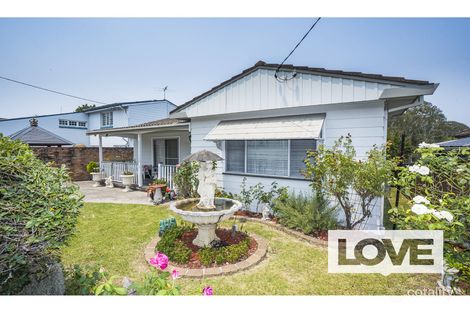 Property photo of 66 Macquarie Road Fennell Bay NSW 2283