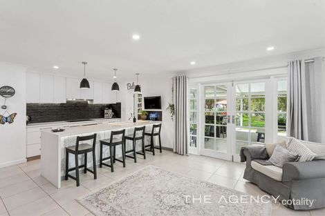 Property photo of 1 Lindsay Place Glen Forrest WA 6071