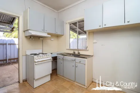 1/9 Seventh Ave, Parkside, QLD 4825