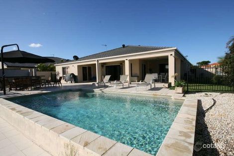 Property photo of 8 The Peninsula Helensvale QLD 4212
