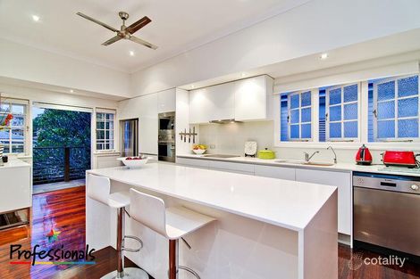 Property photo of 17 Bellevue Terrace Clayfield QLD 4011