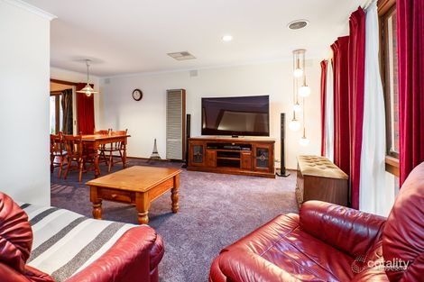 Property photo of 8 Fraser Crescent Wantirna South VIC 3152