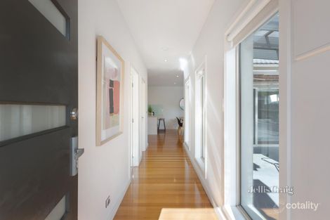 Property photo of 1/126 Springfield Road Blackburn VIC 3130