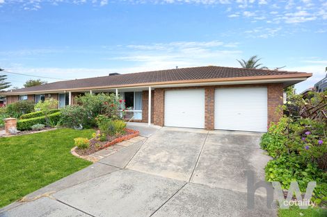 Property photo of 38 Govett Crescent St Albans Park VIC 3219