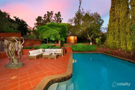 Property photo of 65 Valley Parade Glen Iris VIC 3146
